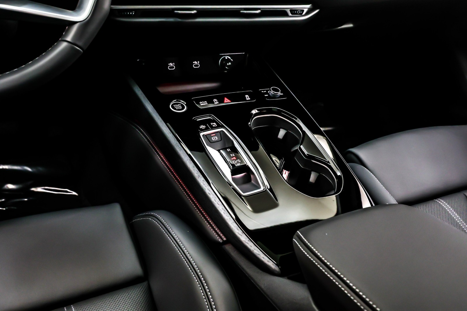 New 2025 Mythos Black Metallic Audi Premium Plus 2.0 TFSI quattro image 6