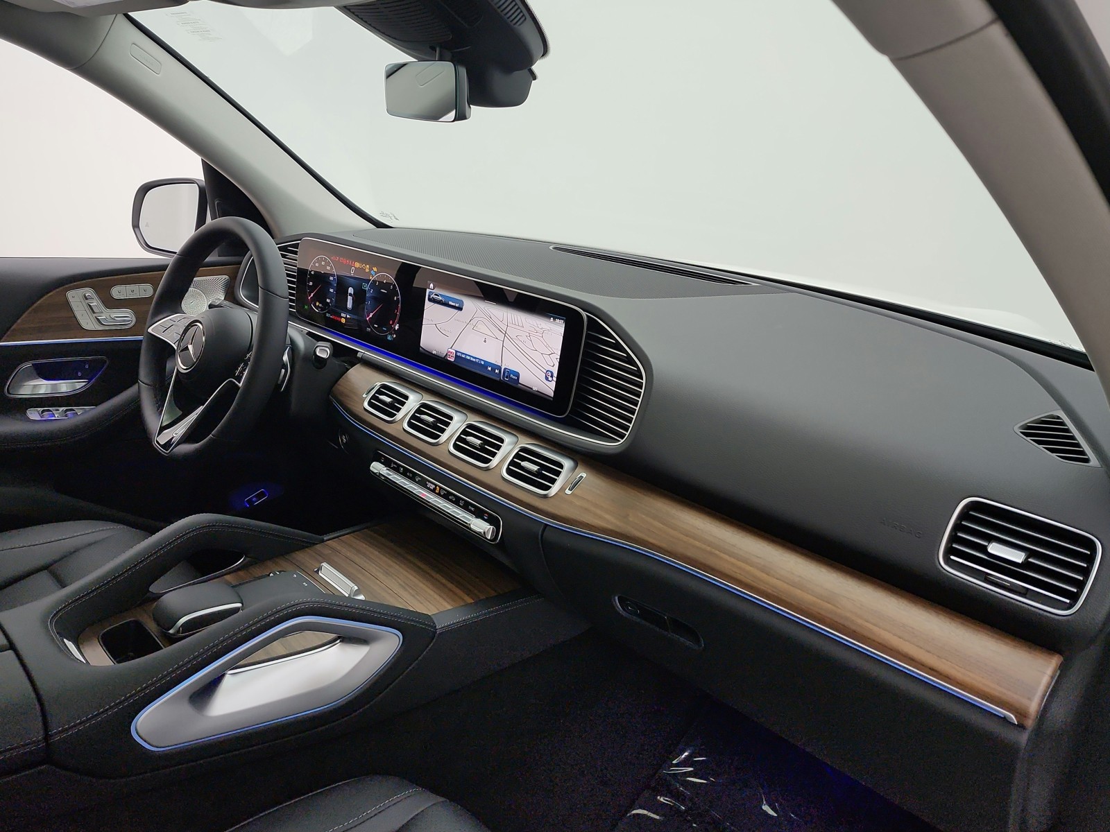 New 2026 Polar White Mercedes-Benz GLE 350 image 13