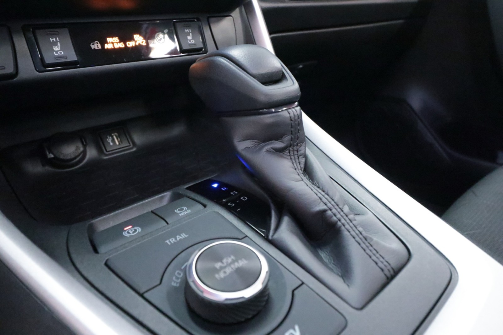 Used Car 2024 Toyota Rav4  Hybrid Xle For Sale Under $35,000 In Austin, Texas