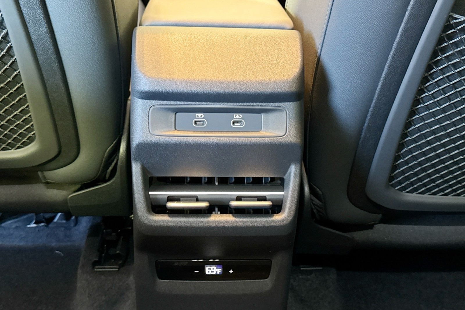 New 2026 Mythos Black Metallic Audi S line image 23