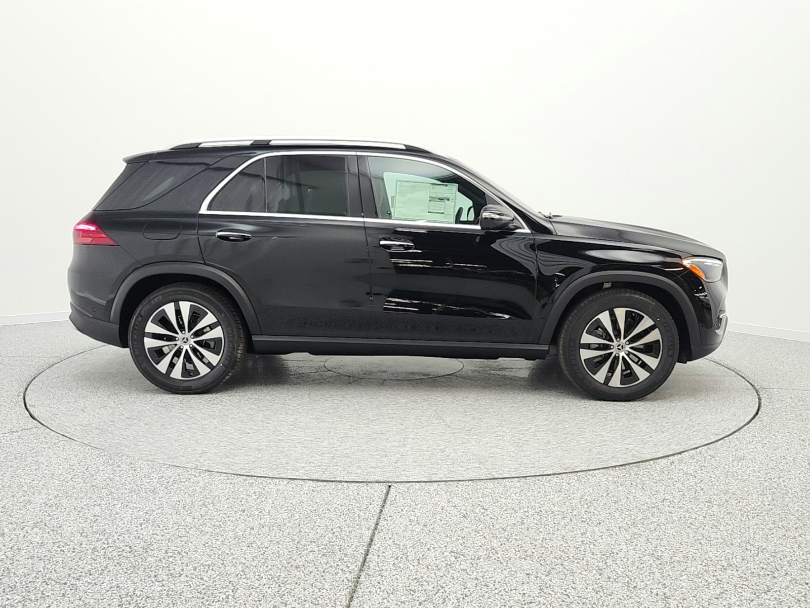 New 2026 Black Mercedes-Benz GLE 350 image 4