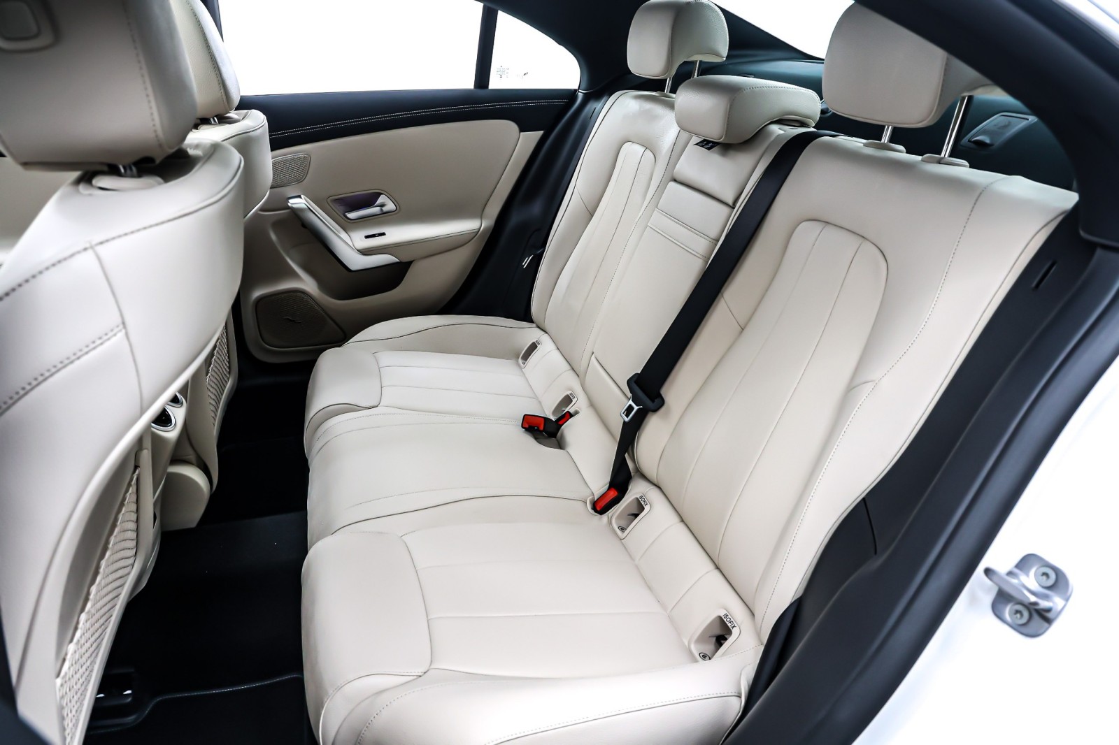 New 2026 Polar White Mercedes-Benz CLA 250 image 8