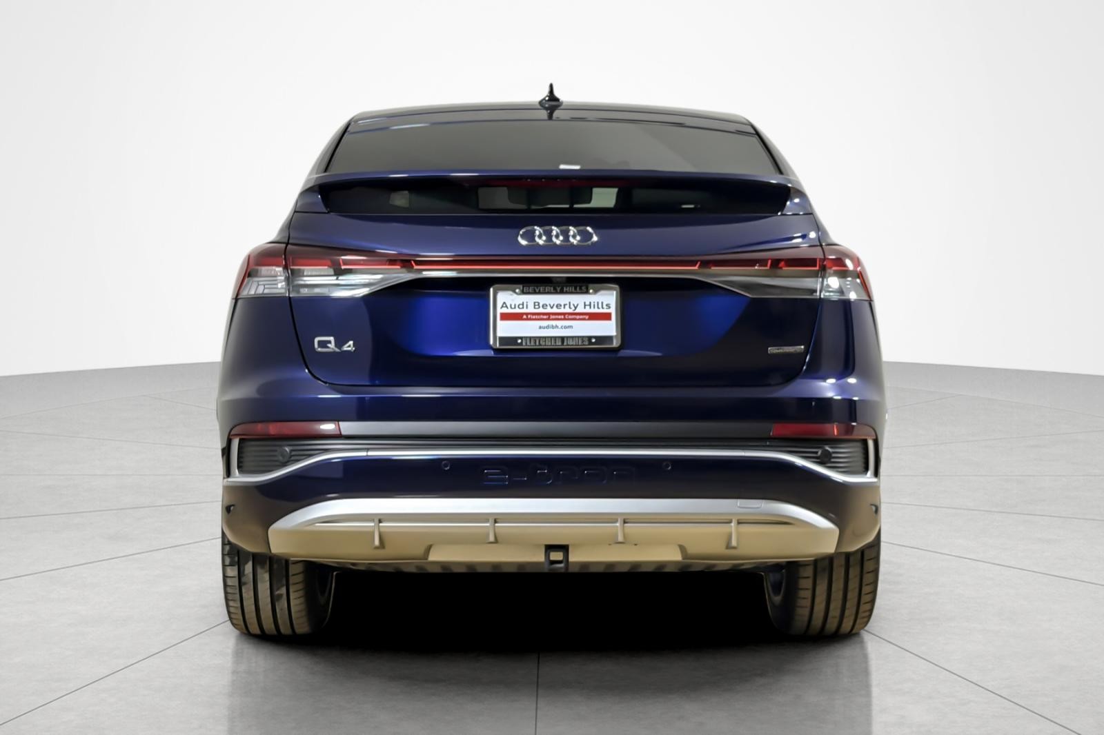 Certified Used 2023 Navarra Blue Metallic Audi Premium 50 quattro image 4