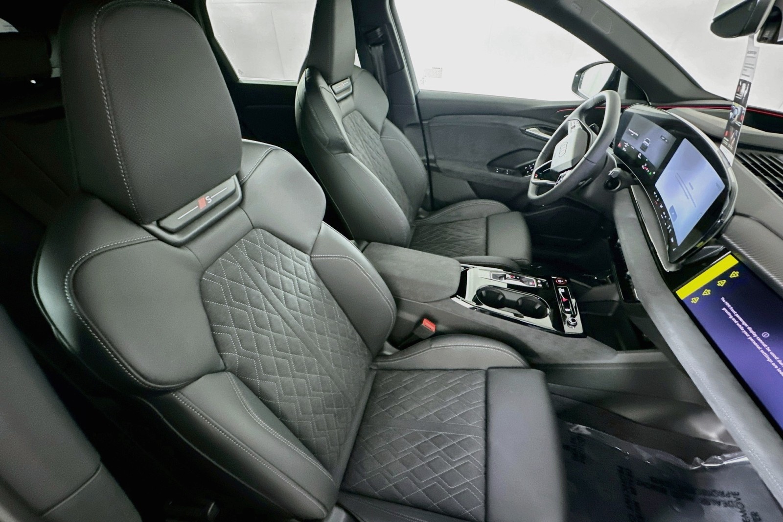 New 2027 Daytona Gray Pearl Effect Audi Premium Plus image 8