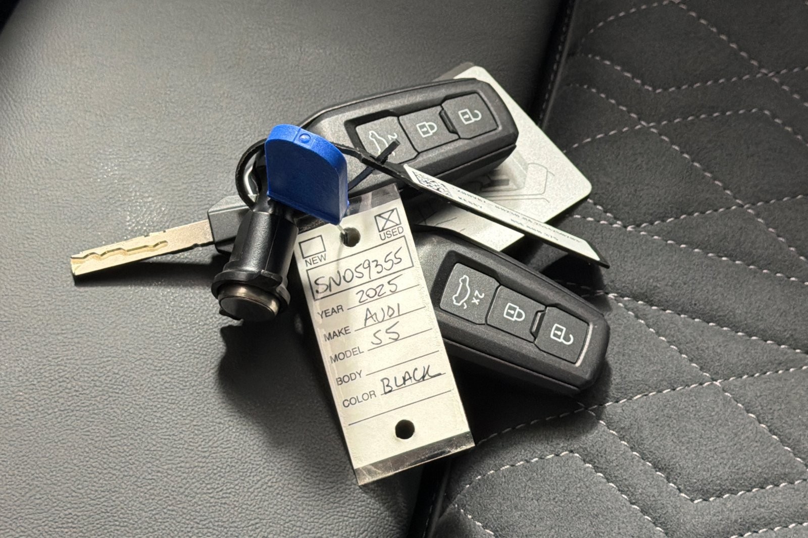 Used 2025 Mythos Black Metallic Audi Premium Plus 3.0 TFSI quattro image 24