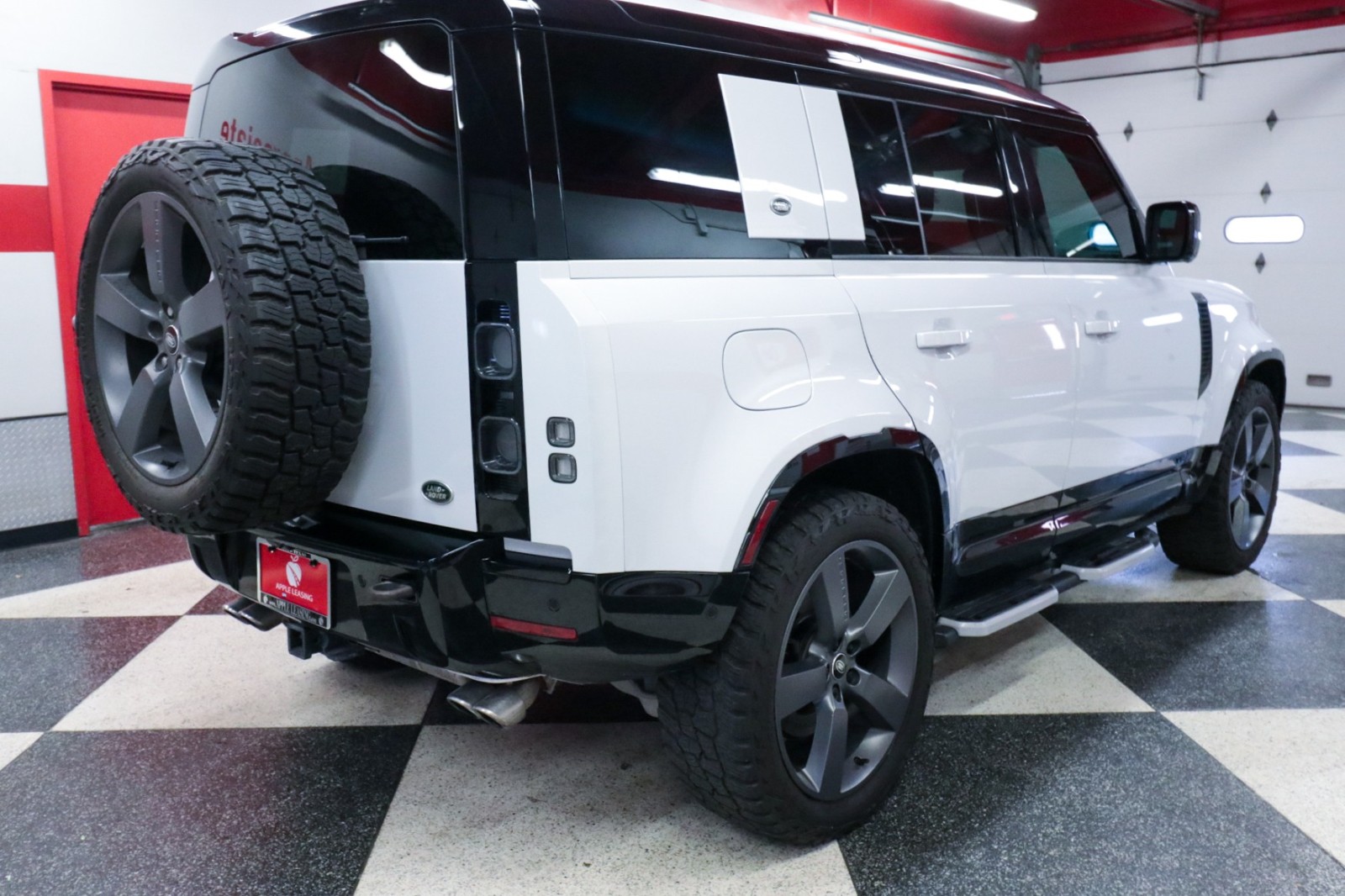 Used Car 2023 Land Rover Defender  V8 For Sale Under $80,000 In Austin, Texas