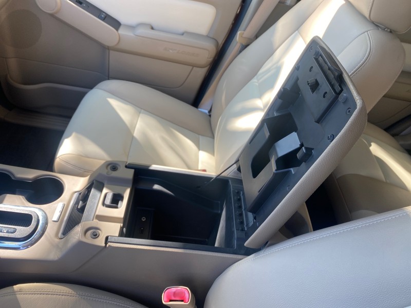 2008 Ford Explorer Sport Trac Limited LOW MILES 49,936 in , 