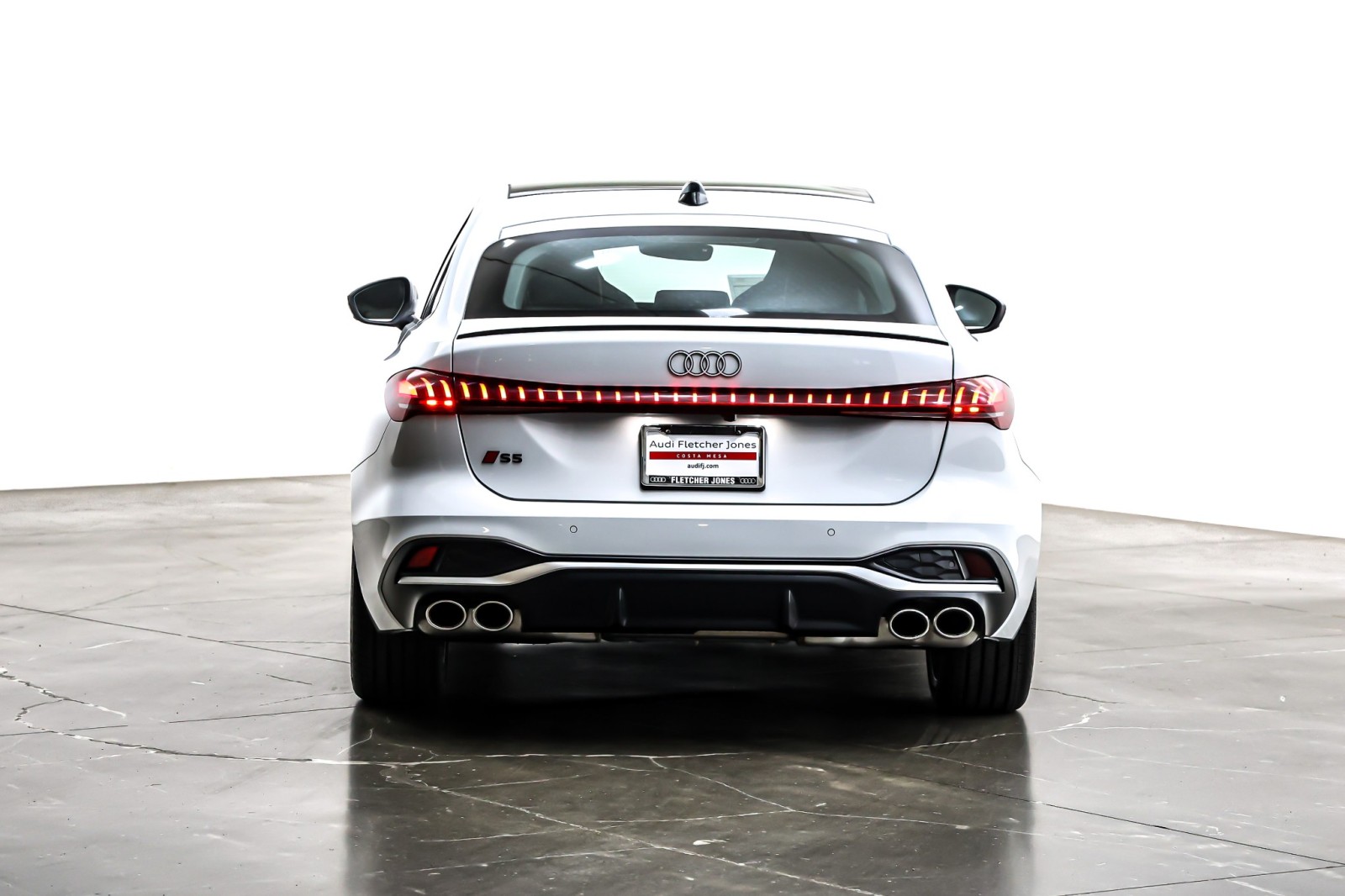 New 2025 Glacier White Metallic Audi Premium Plus 3.0 TFSI quattro image 3