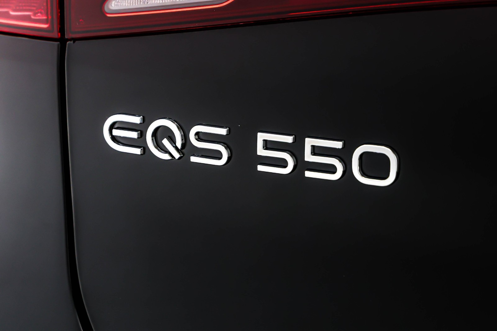 New 2026 Black Mercedes-Benz EQS 550 4MATIC® SUV image 9
