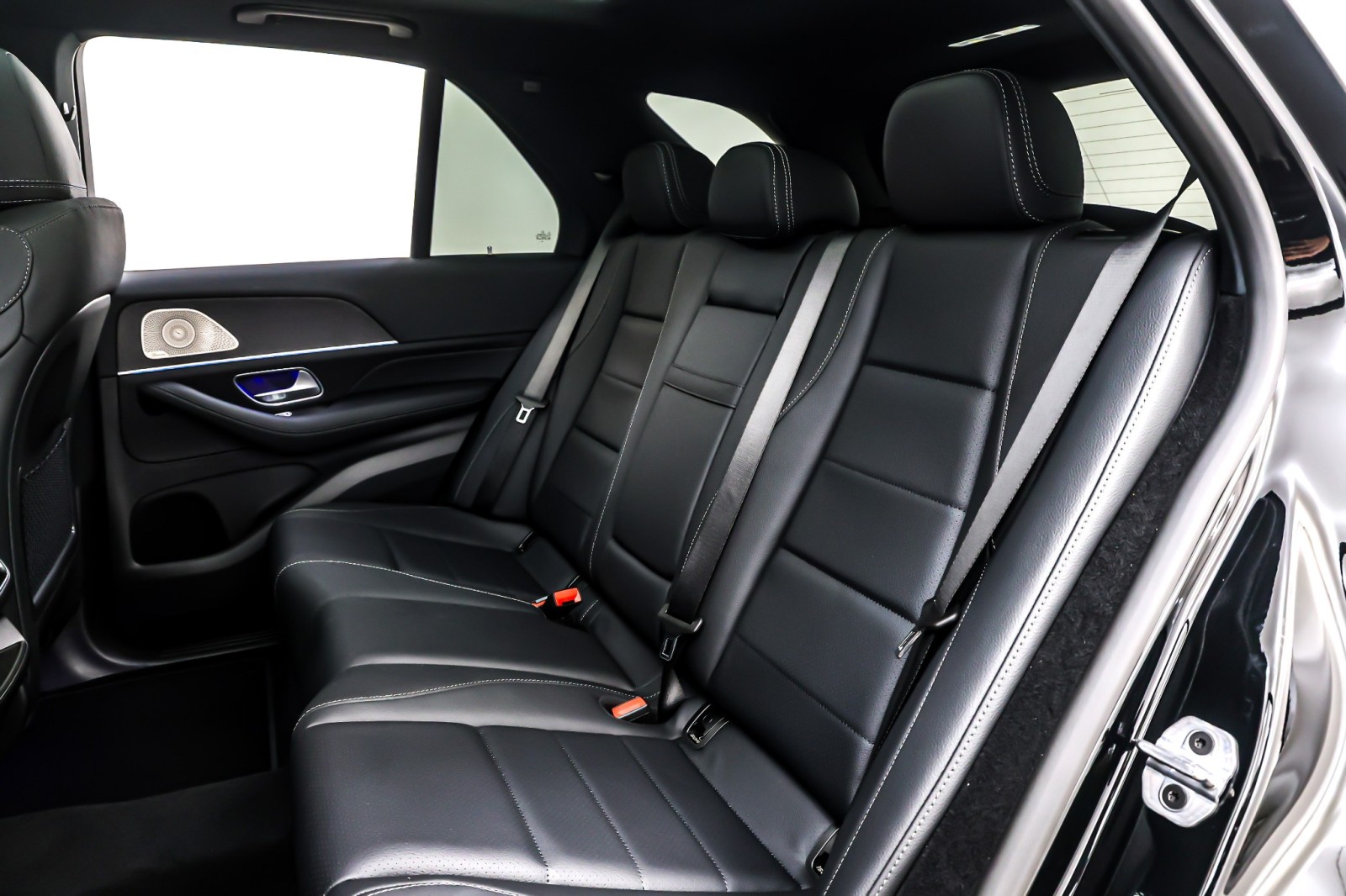 New 2026 Black Mercedes-Benz GLE 350 image 8