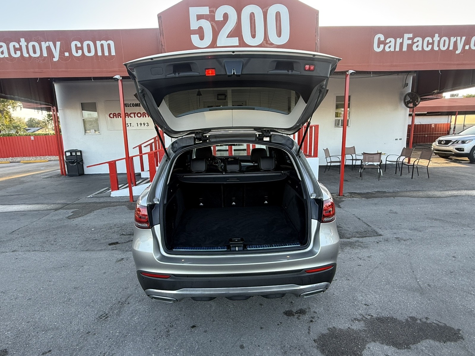 2021 Mercedes-Benz GLC-Class - $18,277