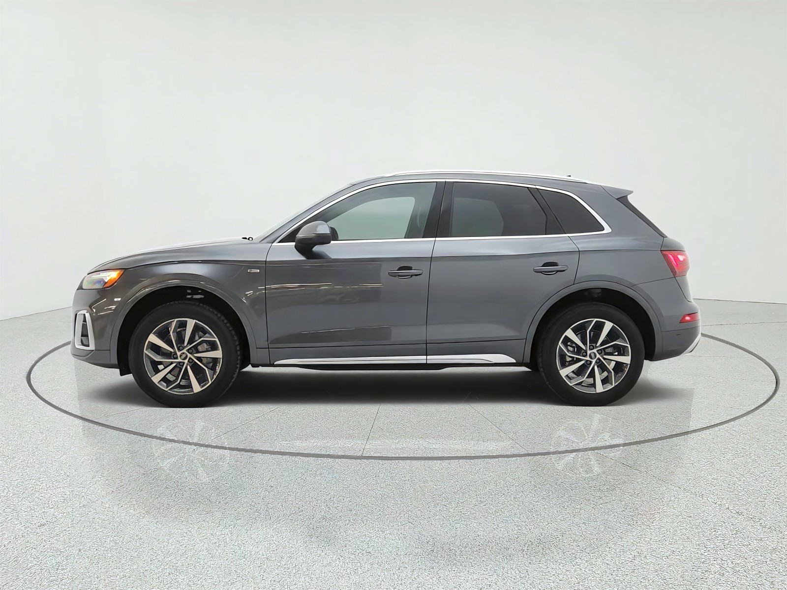 Used 2023 Daytona Gray Pearl Effect Audi S line Premium Plus image 8