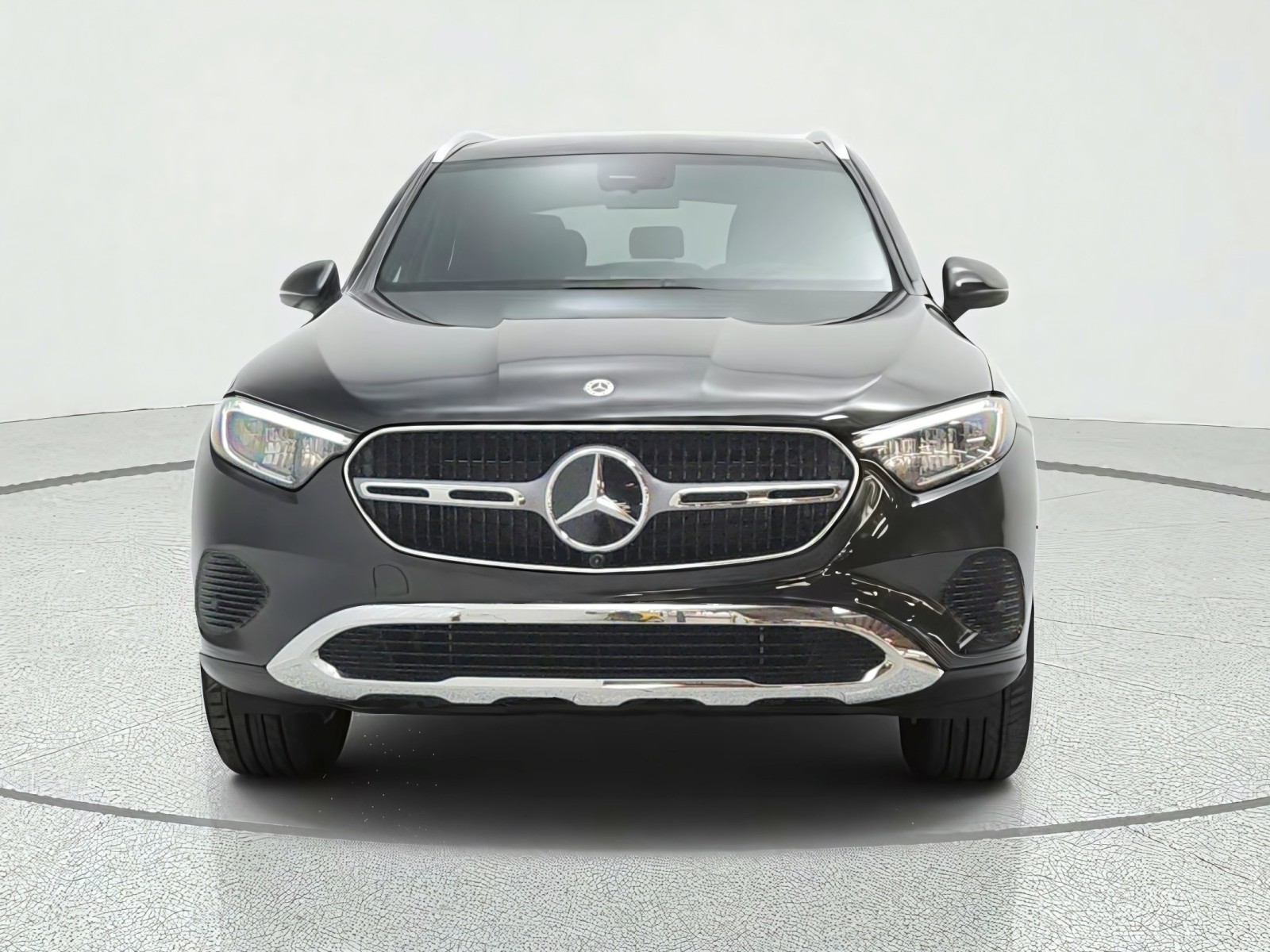 New 2027 Graphite Grey Metallic Mercedes-Benz GLC 300 4MATIC® SUV image 2