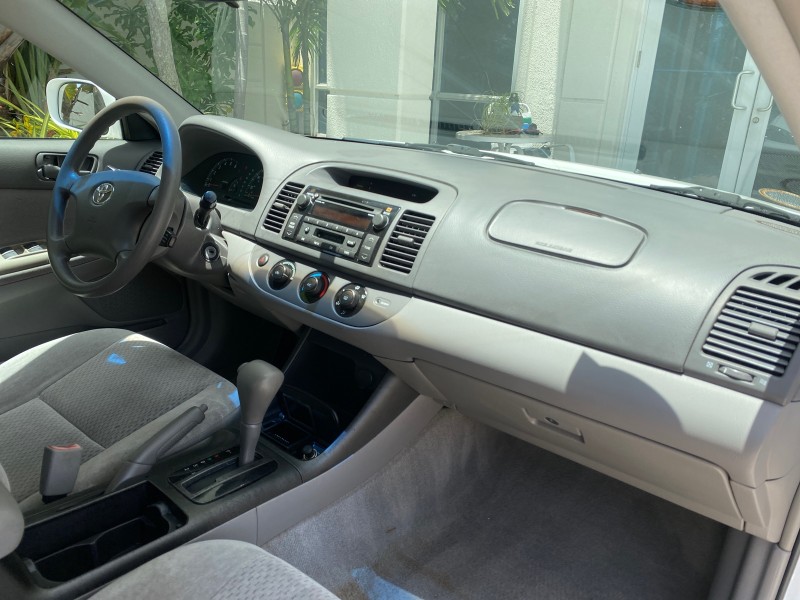 2003 Toyota Camry LE LOW MILES 61,005 in , 