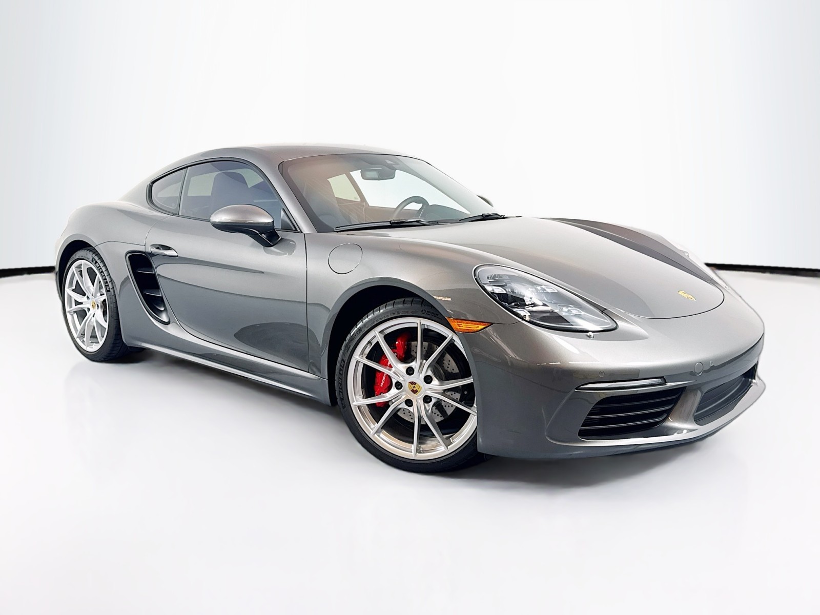 2021 Porsche 718 Cayman S 3