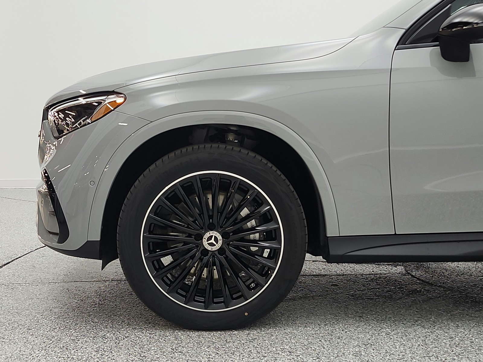 New 2026 MANUFAKTUR Alpine Grey Mercedes-Benz GLC 300 image 23