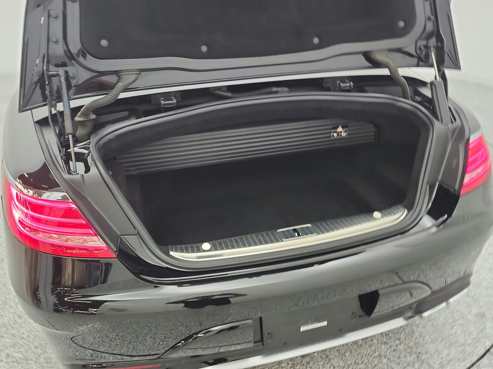 Used 2017 Black Mercedes-Benz AMG® S 63 4MATIC Cabriolet image 24