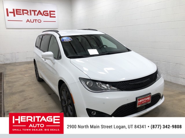 new 2020 chrysler pacifica touring l plus mini van passenger 1n273384 heritage auto group heritage auto group