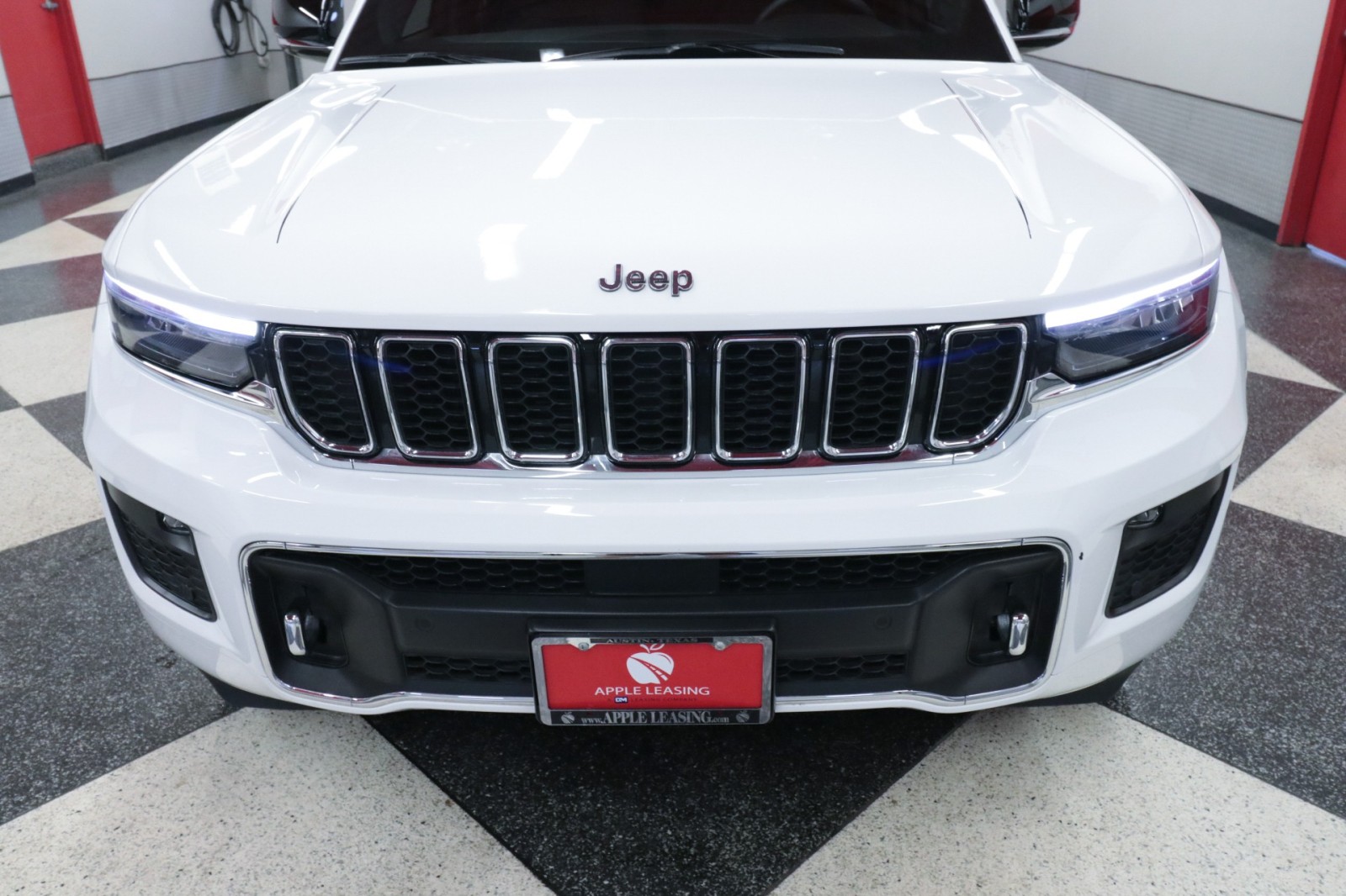 Used Car 2023 Jeep Grand Cherokee  Overland For Sale Under $50,000 In Austin, Texas
