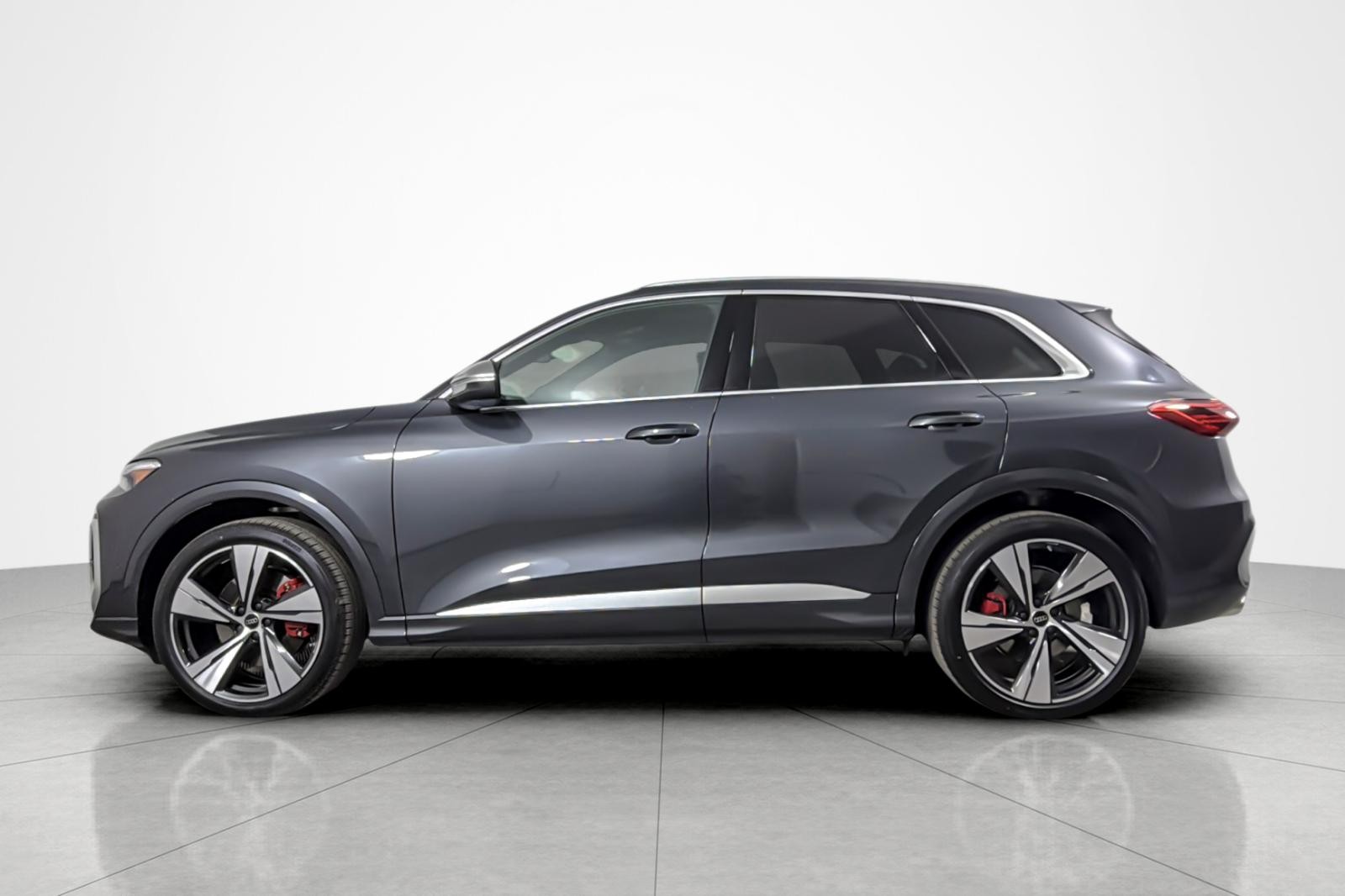 New 2026 Tambora Gray Metallic Audi Premium Plus 3.0 TFSI quattro image 3