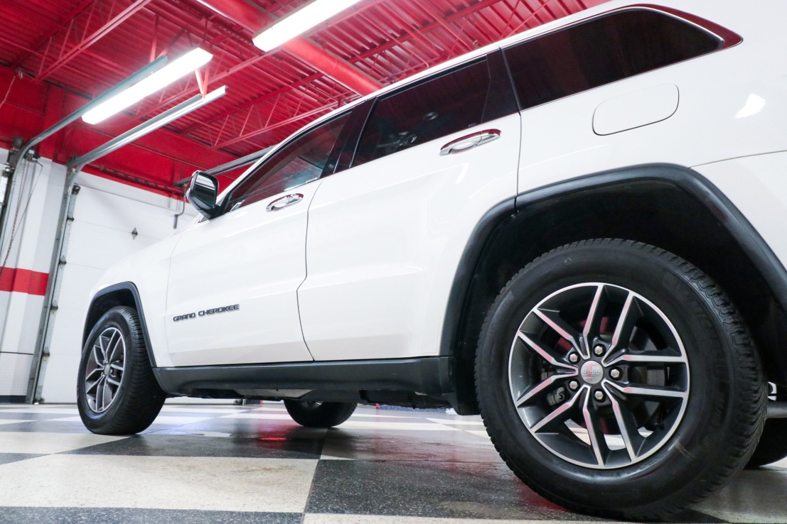 Used Car 2018 Jeep Grand Cherokee  Limited For Sale Under $20,000 In Austin, Texas