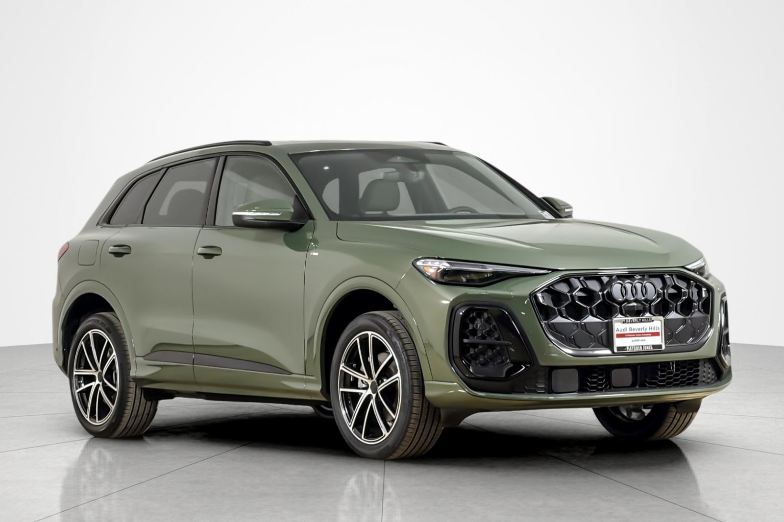 New 2026 District Green Metallic Audi Premium Plus 2.0 TFSI quattro image 2