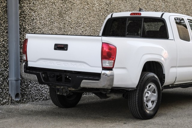 2021 Toyota Tacoma 2WD SR5 11