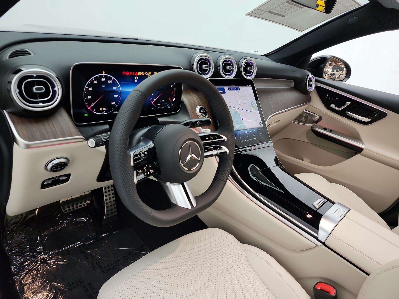 New 2027 Graphite Grey Metallic Mercedes-Benz GLC 300 4MATIC® Coupe image 9