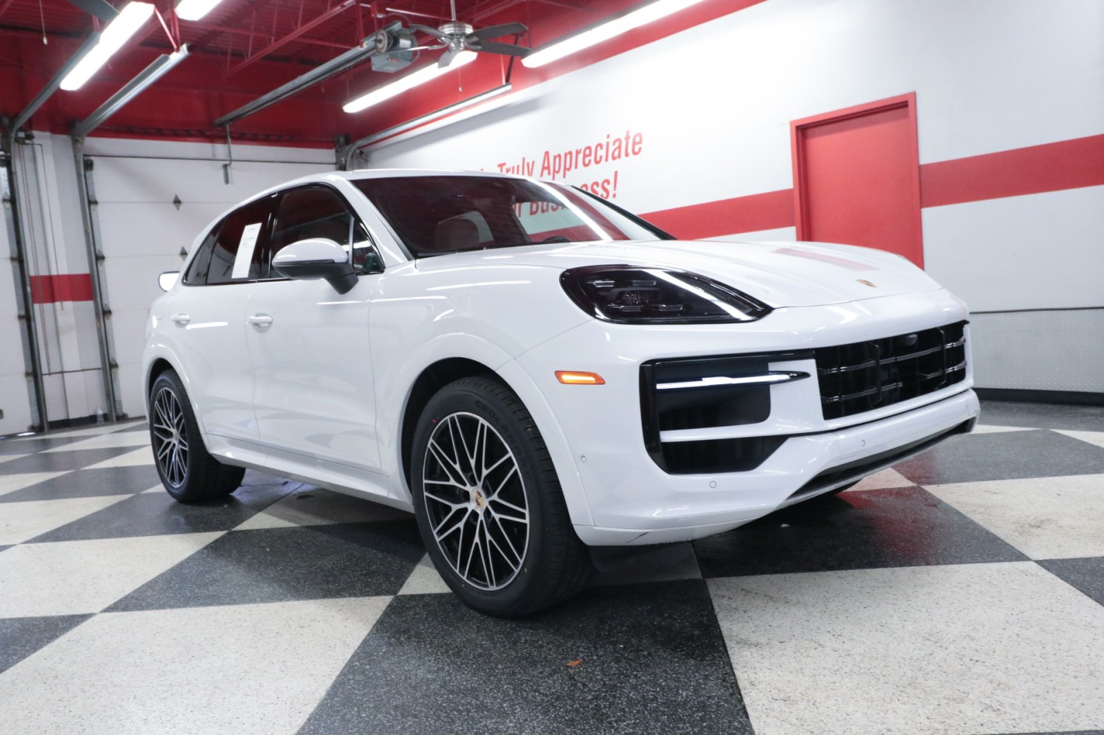 Used Car 2024 Porsche Cayenne  For Sale Under $70,000 In Austin, Texas