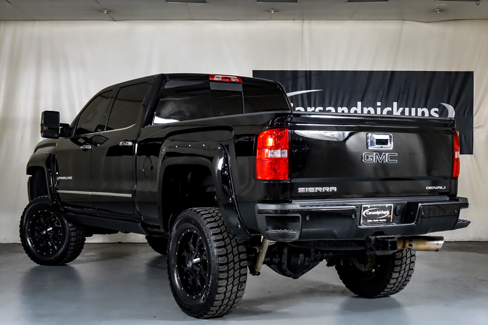 2015 GMC Sierra 2500HD Denali 10