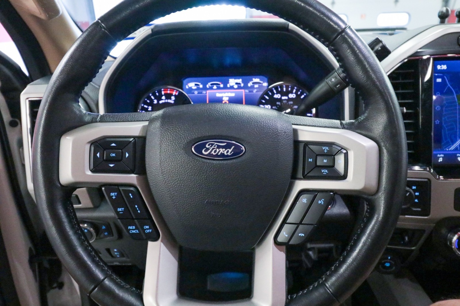 Used Car 2022 Ford Super Duty F-350 Drw  Lariat For Sale Under $70,000 In Austin, Texas