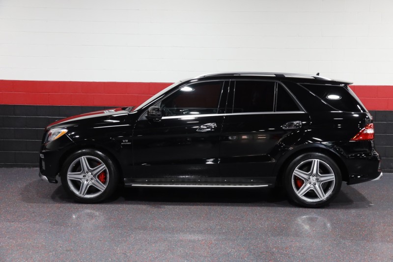 2014 Mercedes-Benz ML63 AMG Designo w/Performance Package 4-Matic 4dr Suv in , 