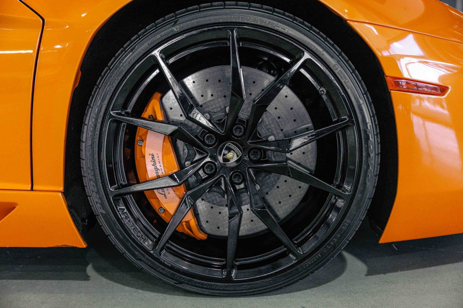 Used Car 2015 Lamborghini Aventador  For Sale Under $370,000 In Boerne, Texas