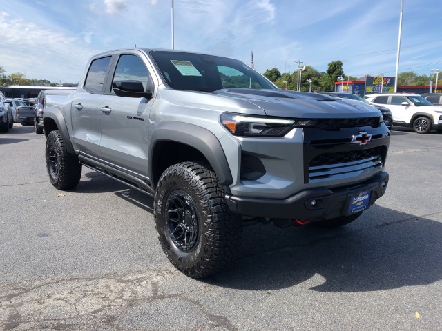 2024 Chevrolet Colorado 4WD ZR2 2