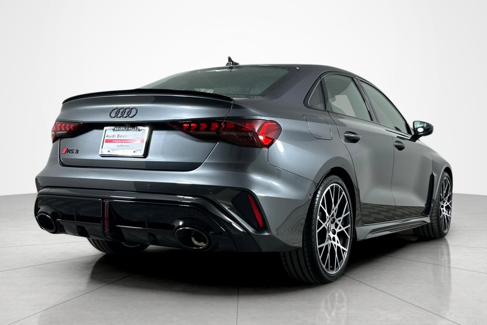 New 2026 Daytona Gray Pearl Effect Audi quattro image 6