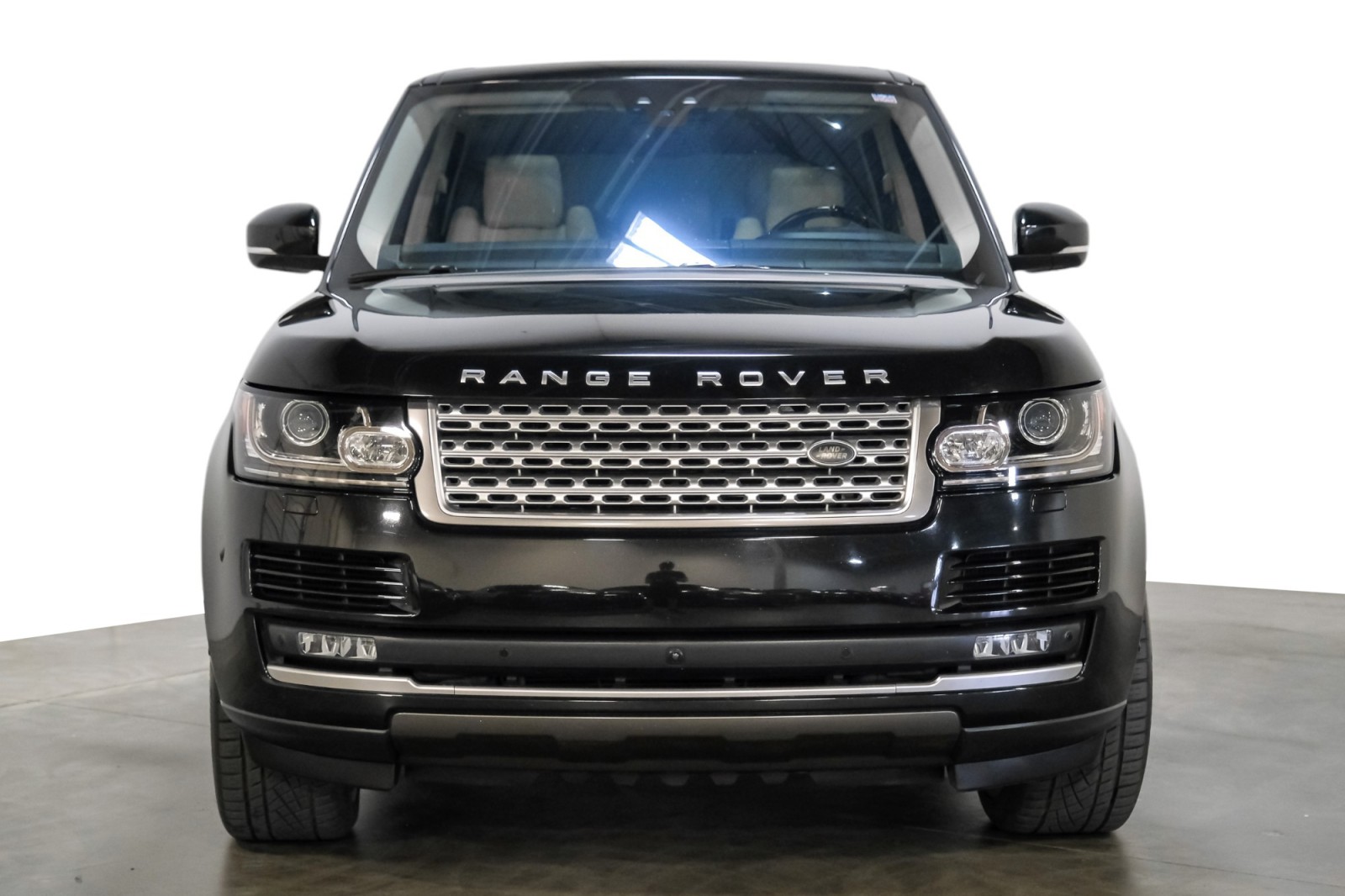 2017 Land Rover Range Rover V8 Supercharged AutobiographyWheelPkg 3