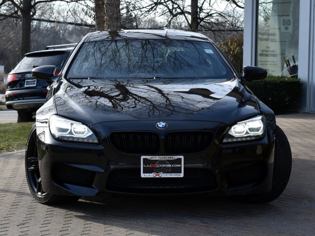 2014 BMW M6 Modified Emissions Executive Pkg. Driving Assist Plus Bang & Olufsen Carbon Fiber Roof Head Up Blind Spot MSRP $130,550 7