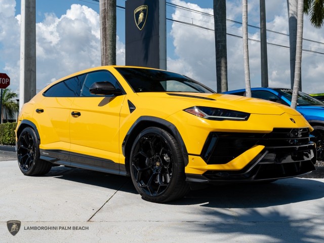 2023 Lamborghini Urus Performante in , 