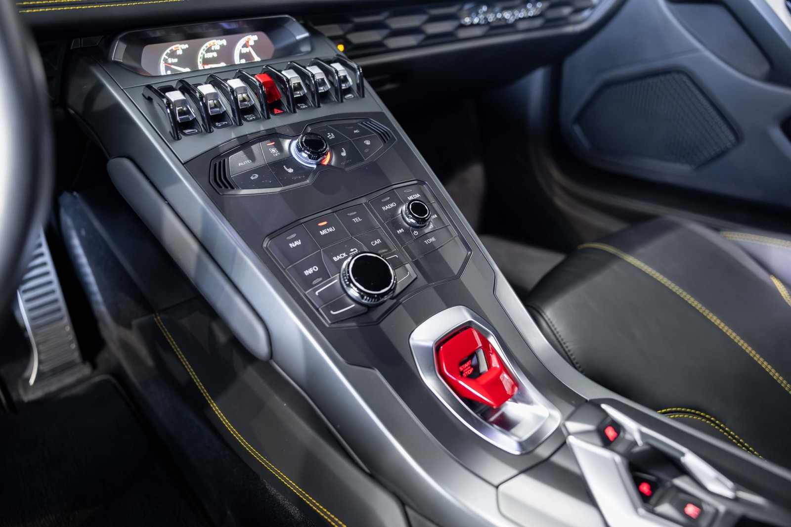 Used Car 2015 Lamborghini Huracan  For Sale Under $230,000 In Boerne, Texas