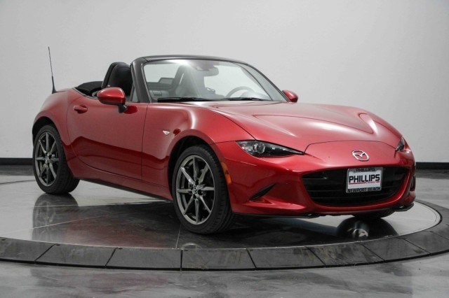 2016 Mazda MX-5 Miata Grand Touring 19