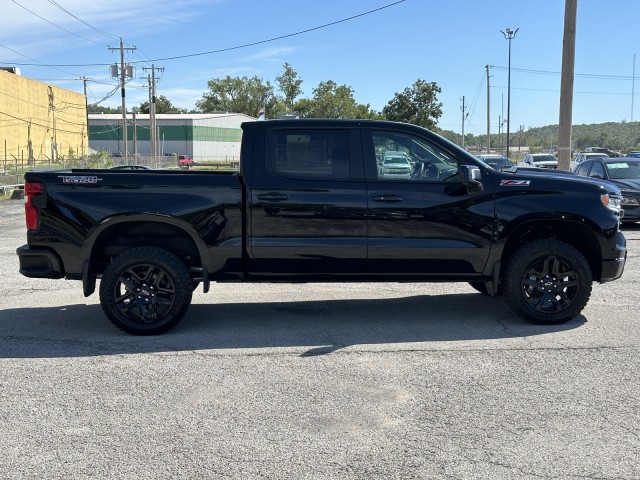 2024 Chevrolet Silverado 1500 LT Trail Boss 2