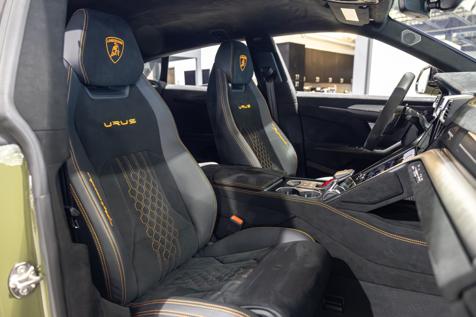 Used Car 2024 Lamborghini Urus  Performante For Sale Under $320,000 In Boerne, Texas