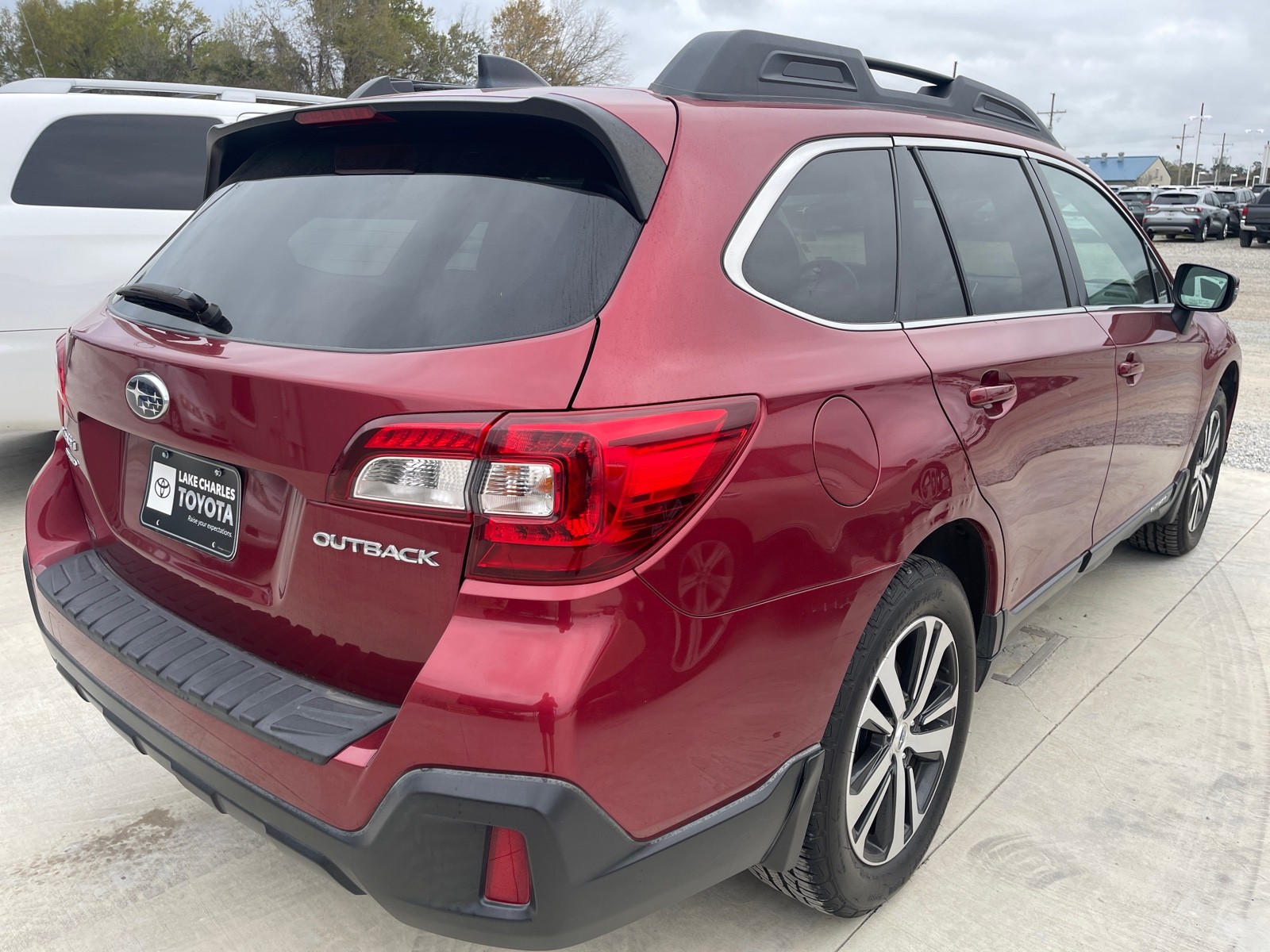Used 2018 Subaru Outback SUV