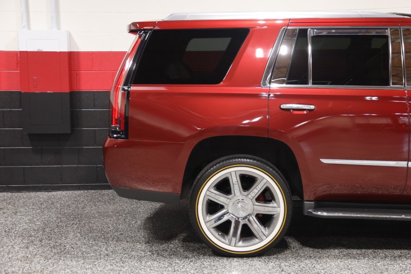 2016 Cadillac Escalade Luxury Collection 4dr Suv in , 