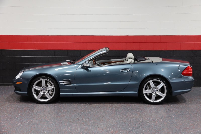 2004 Mercedes-Benz SL600 V12 AMG Sport 2dr Convertible in , 