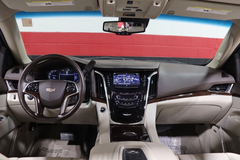 2016 Cadillac Escalade Luxury Collection 4dr Suv in , 
