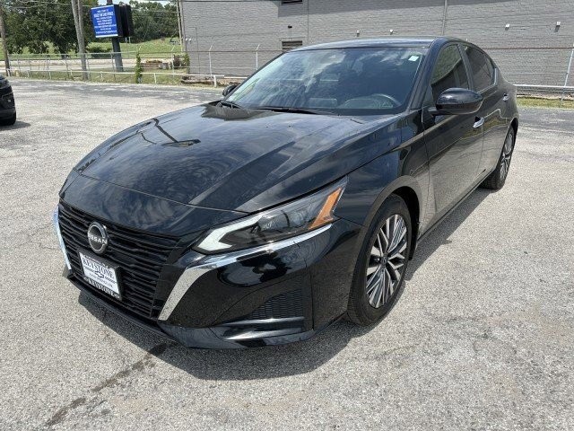 2023 Nissan Altima 2.5 SV 7