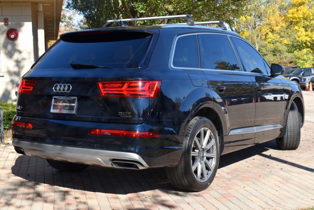 2018 Audi Q7 Premium Plus Pkg. Driver Assist Pkg. Heated/cooled Seats Vision Pkg. Ventilation Pkg. Rear Camera MSRP $70,125 12