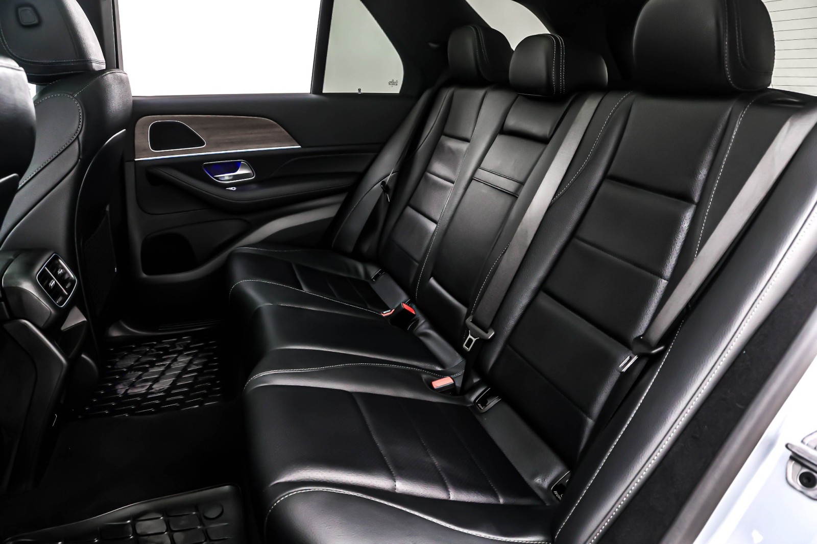 New 2026 Cirrus Silver Metallic Mercedes-Benz GLE 350 image 8