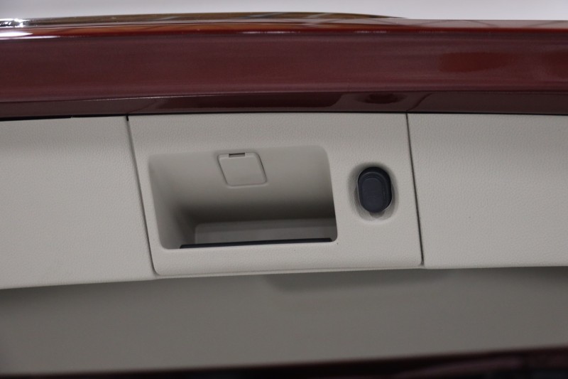 2016 Cadillac Escalade Luxury Collection 4dr Suv in , 